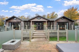 Photo 10- click for photo gallery